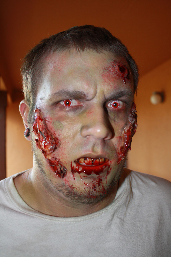 Zombie Makeup Tutorial 