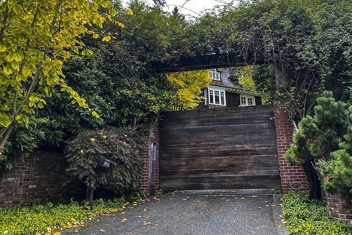 Kurt Cobain's House | Spooky things to do in Seattle